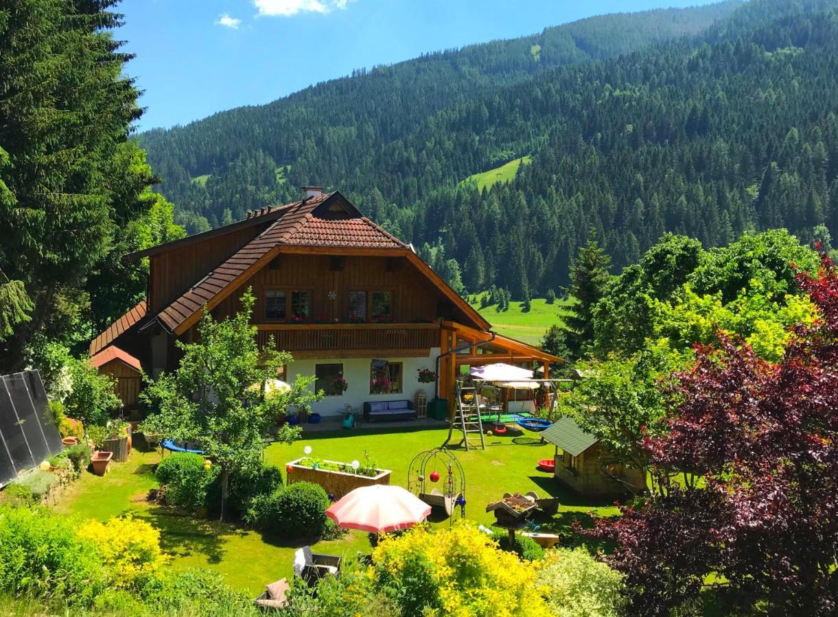 Apartamento Haus Lindenkreuz Bad Kleinkirchheim Exterior foto