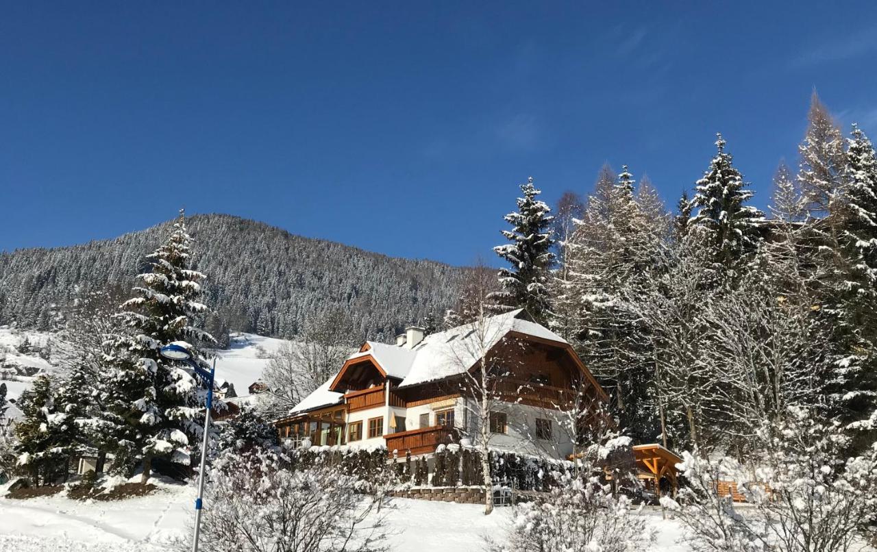 Apartamento Haus Lindenkreuz Bad Kleinkirchheim Exterior foto