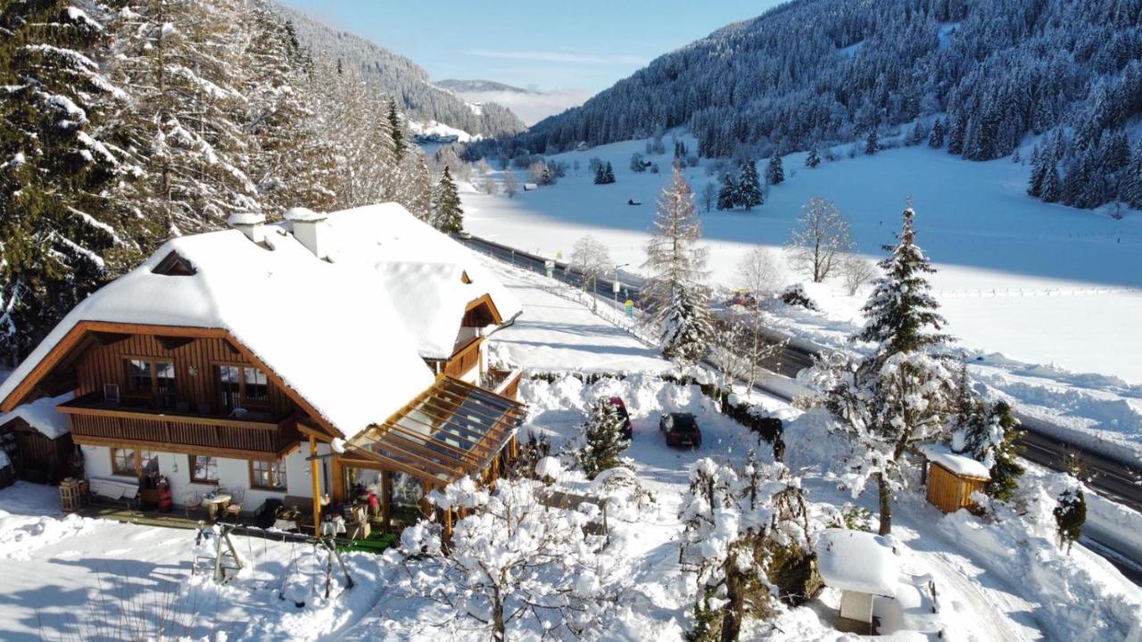 Apartamento Haus Lindenkreuz Bad Kleinkirchheim Exterior foto