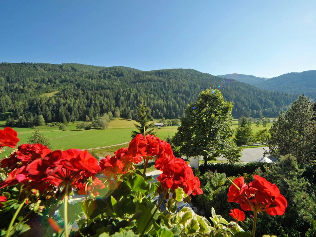 Apartamento Haus Lindenkreuz Bad Kleinkirchheim Exterior foto
